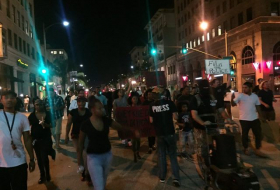 В Калифорнии начались акции протеста из-за гибели темнокожего мужчины